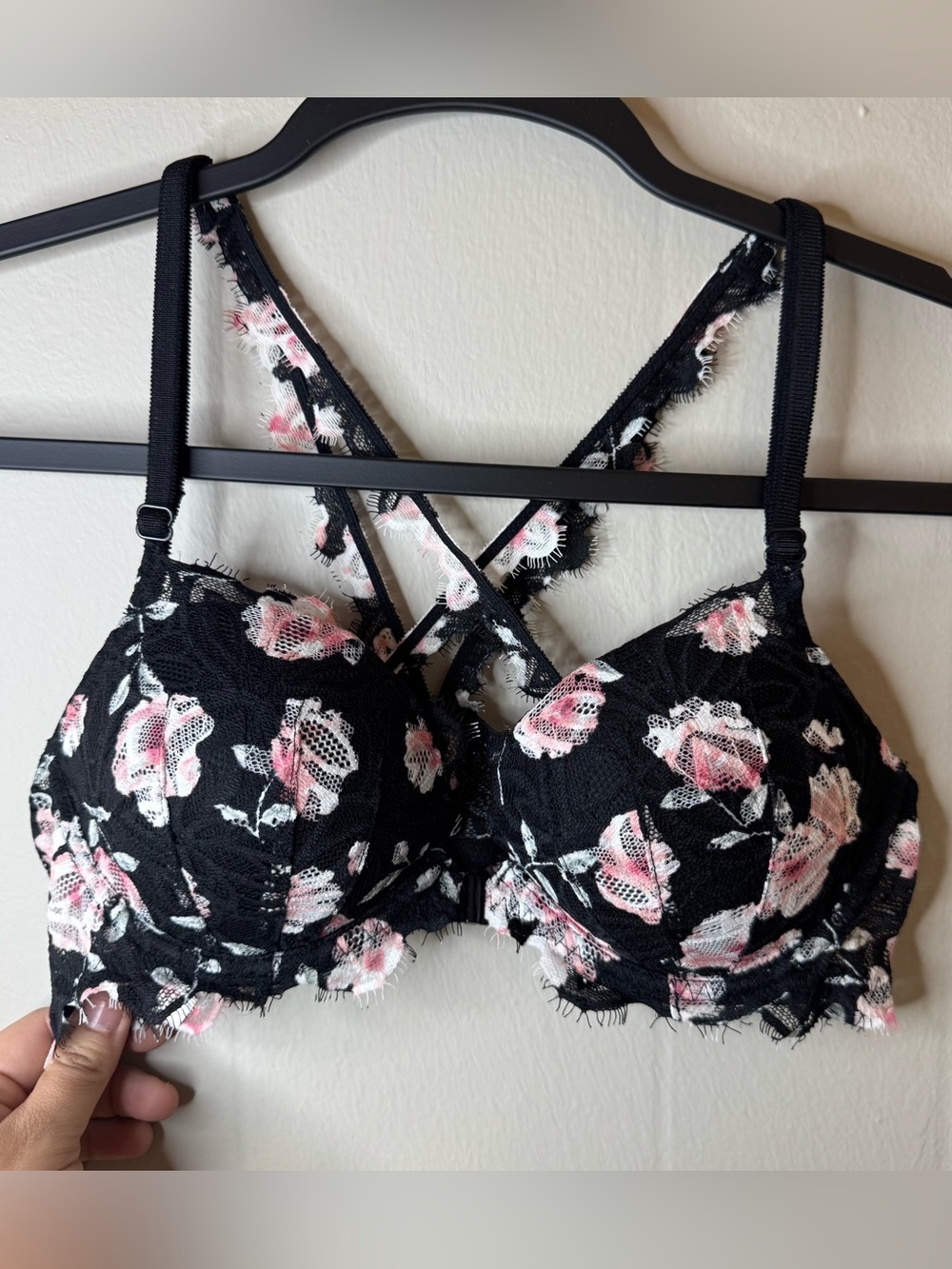 Victoria's Secret Pink Floral Lace Push-Up Bra - Black with Pink Roses 34B